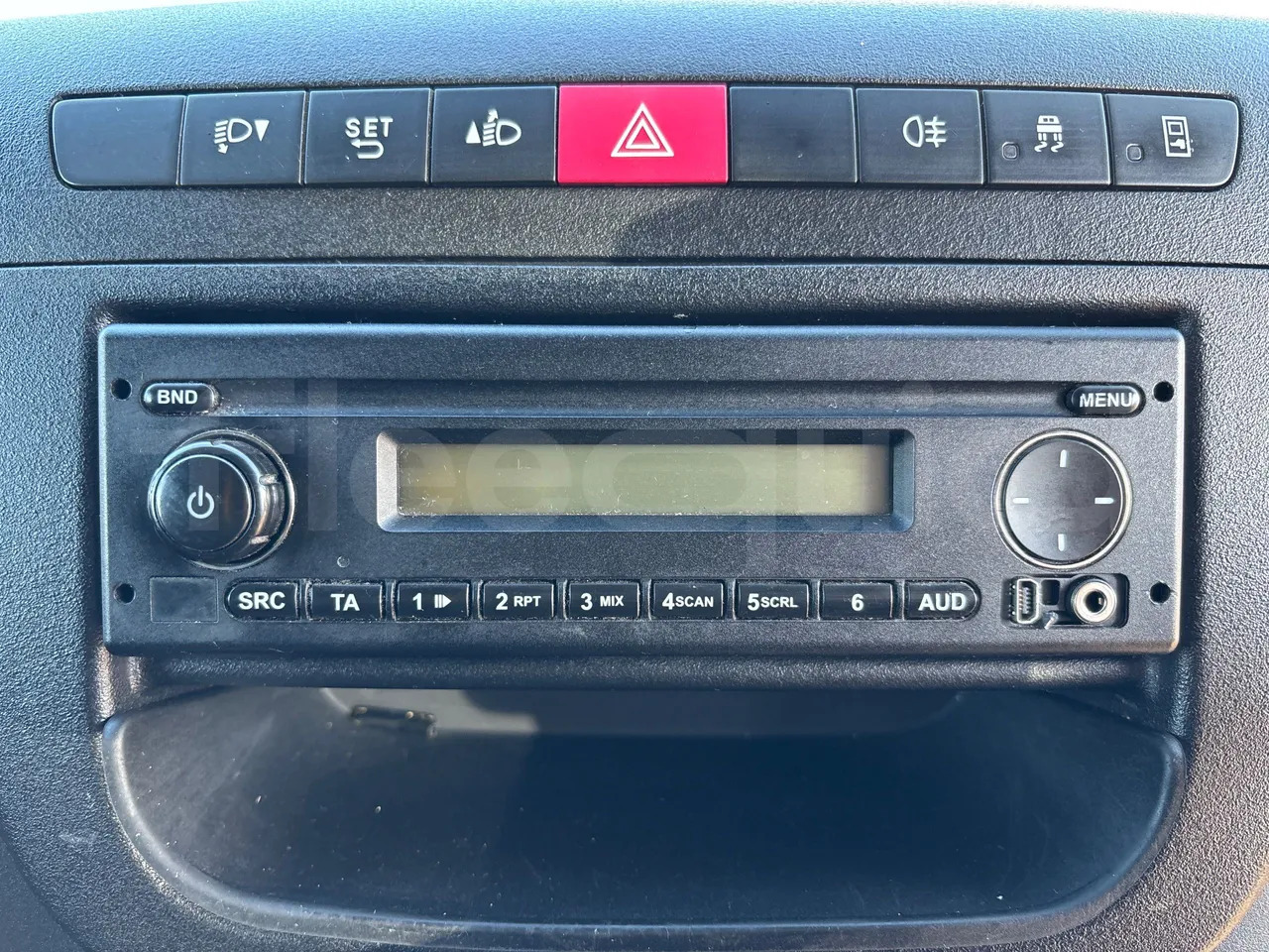 Μικρό λεωφορείο, Επιβατικό βαν Iveco A50C17: φωτογραφία 30