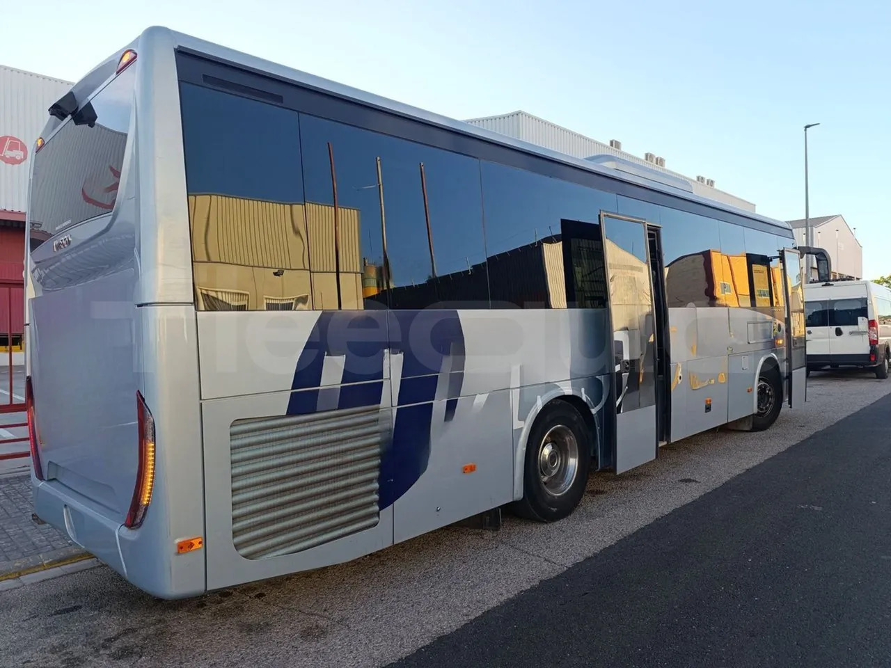 Πούλμαν Iveco Crossway: φωτογραφία 8 Πούλμαν Iveco Crossway: φωτογραφία 8