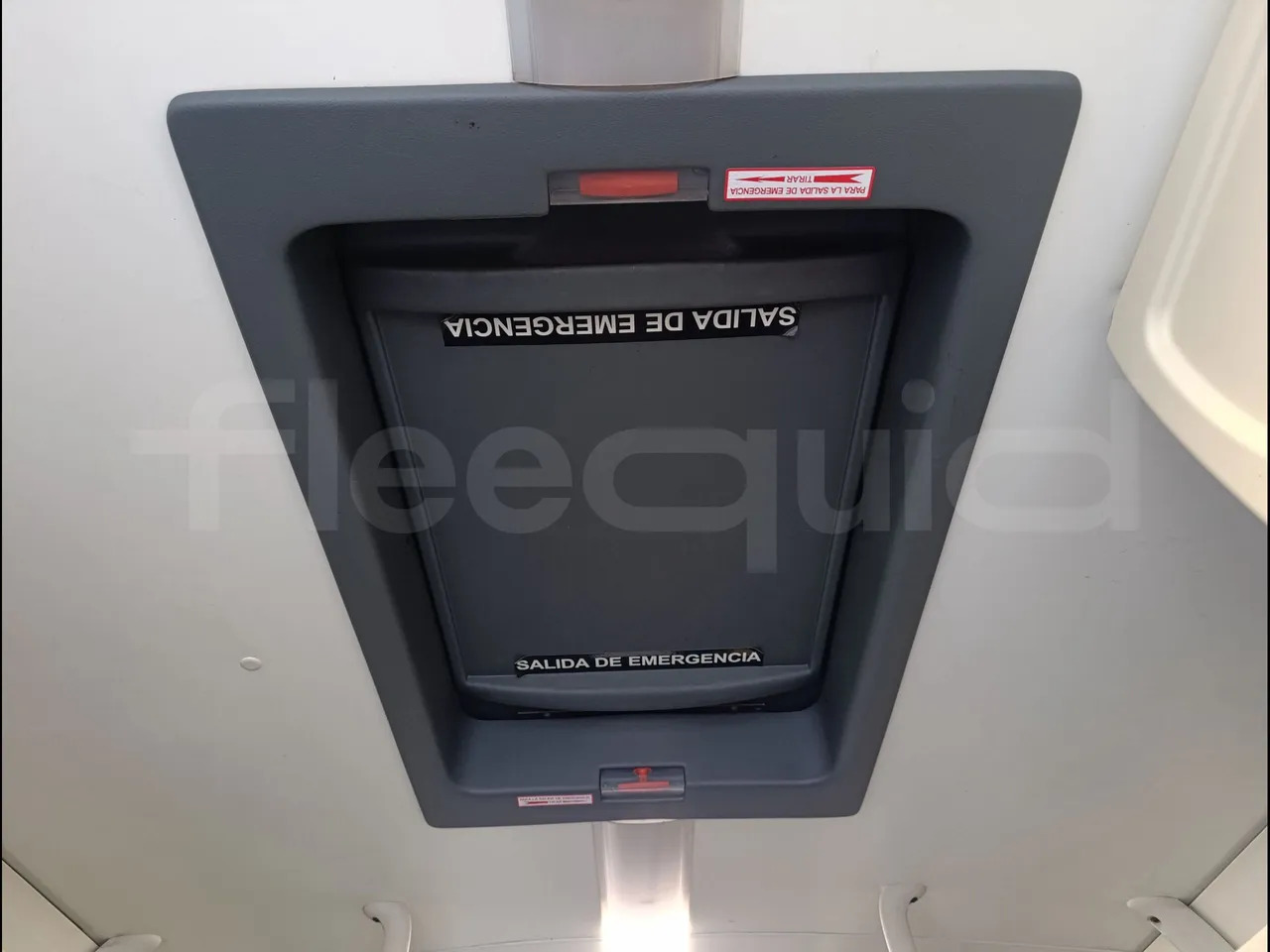 Πούλμαν Iveco Crossway: φωτογραφία 23 Πούλμαν Iveco Crossway: φωτογραφία 23