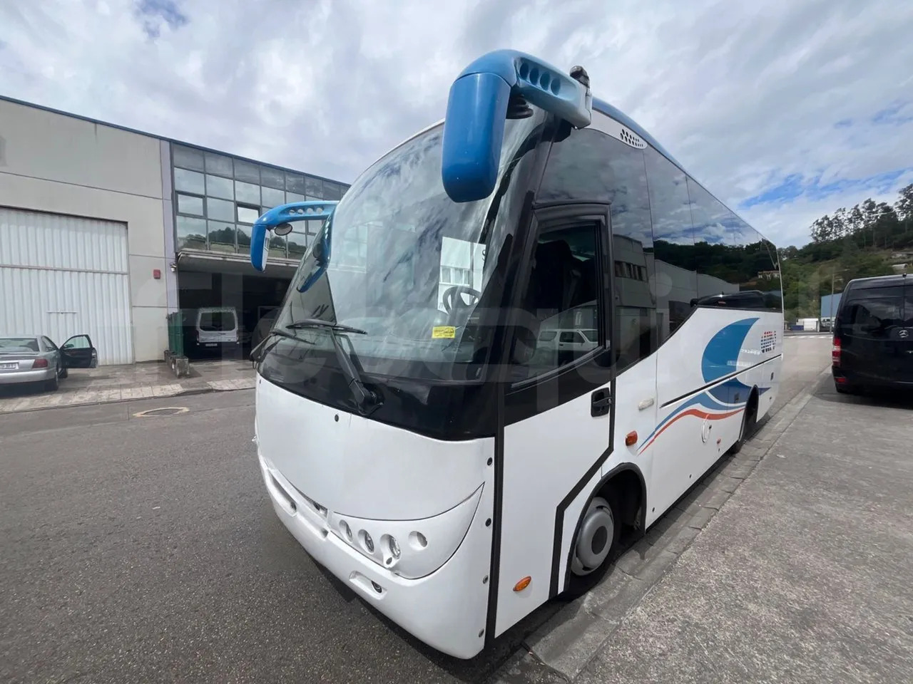 Man Dexon - Πούλμαν: φωτογραφία 4 Man Dexon - Πούλμαν: φωτογραφία 4