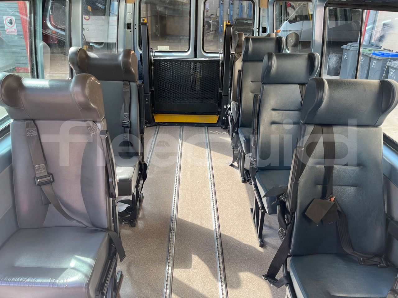 Προαστιακό λεωφορείο Mercedes-Benz Sprinter: φωτογραφία 20 Προαστιακό λεωφορείο Mercedes-Benz Sprinter: φωτογραφία 20