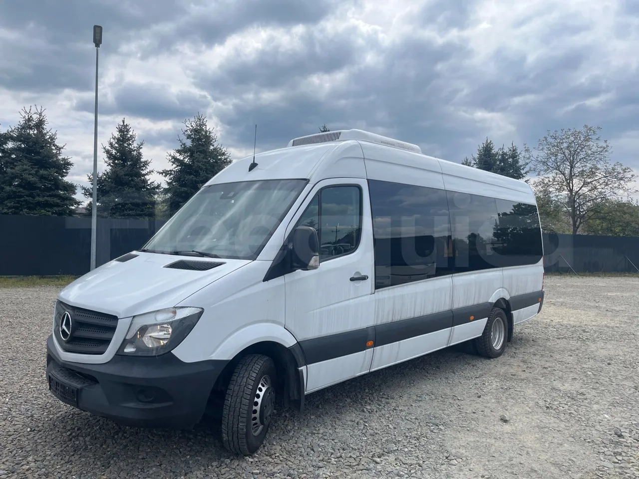 Mercedes-Benz Sprinter - Πούλμαν: φωτογραφία 4 Mercedes-Benz Sprinter - Πούλμαν: φωτογραφία 4