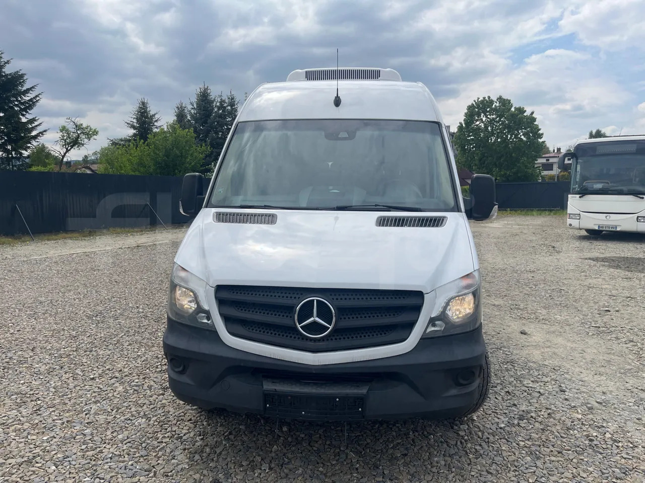 Mercedes-Benz Sprinter - Πούλμαν: φωτογραφία 1 Mercedes-Benz Sprinter - Πούλμαν: φωτογραφία 1