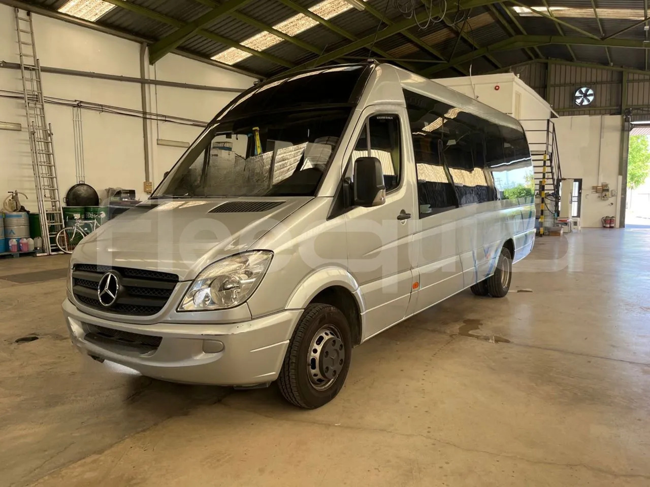 Mercedes-Benz Sprinter - Προαστιακό λεωφορείο: φωτογραφία 4 Mercedes-Benz Sprinter - Προαστιακό λεωφορείο: φωτογραφία 4