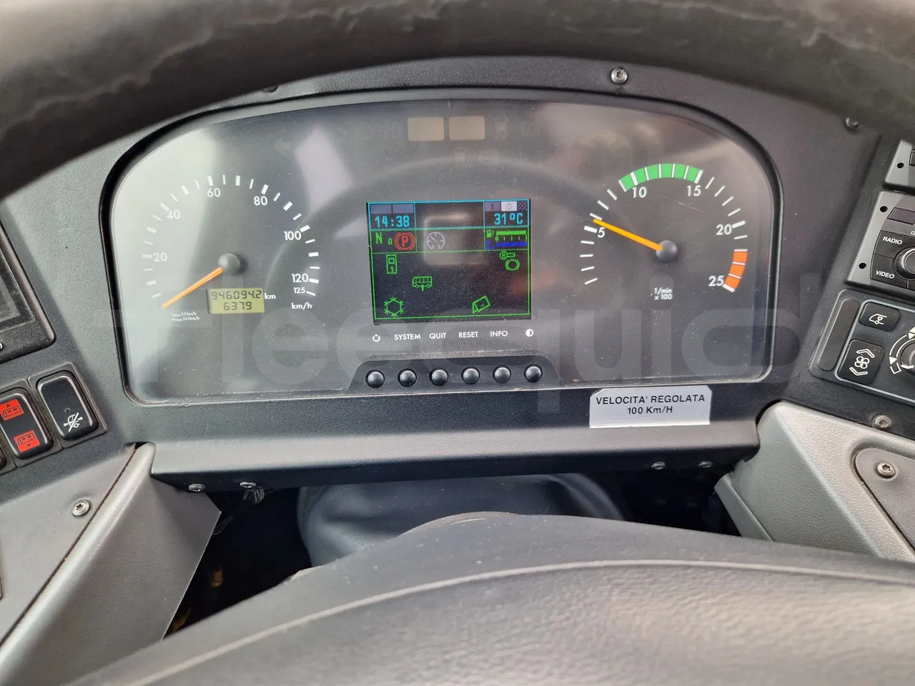 Mercedes-Benz Tourismo - Πούλμαν: φωτογραφία 3 Mercedes-Benz Tourismo - Πούλμαν: φωτογραφία 3