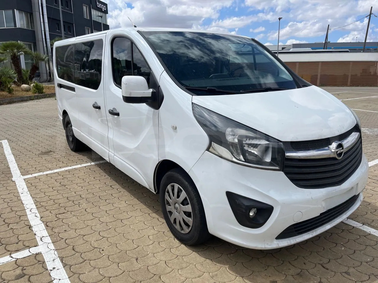 Opel Vivaro - B - Προαστιακό λεωφορείο: φωτογραφία 1 Opel Vivaro - B - Προαστιακό λεωφορείο: φωτογραφία 1