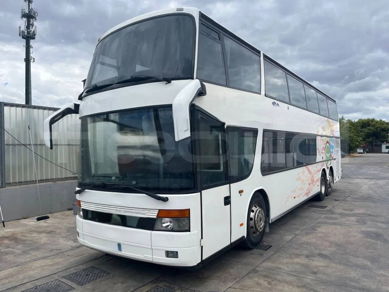 Setra S328 - Διώροφο λεωφορείο: φωτογραφία 4 Setra S328 - Διώροφο λεωφορείο: φωτογραφία 4