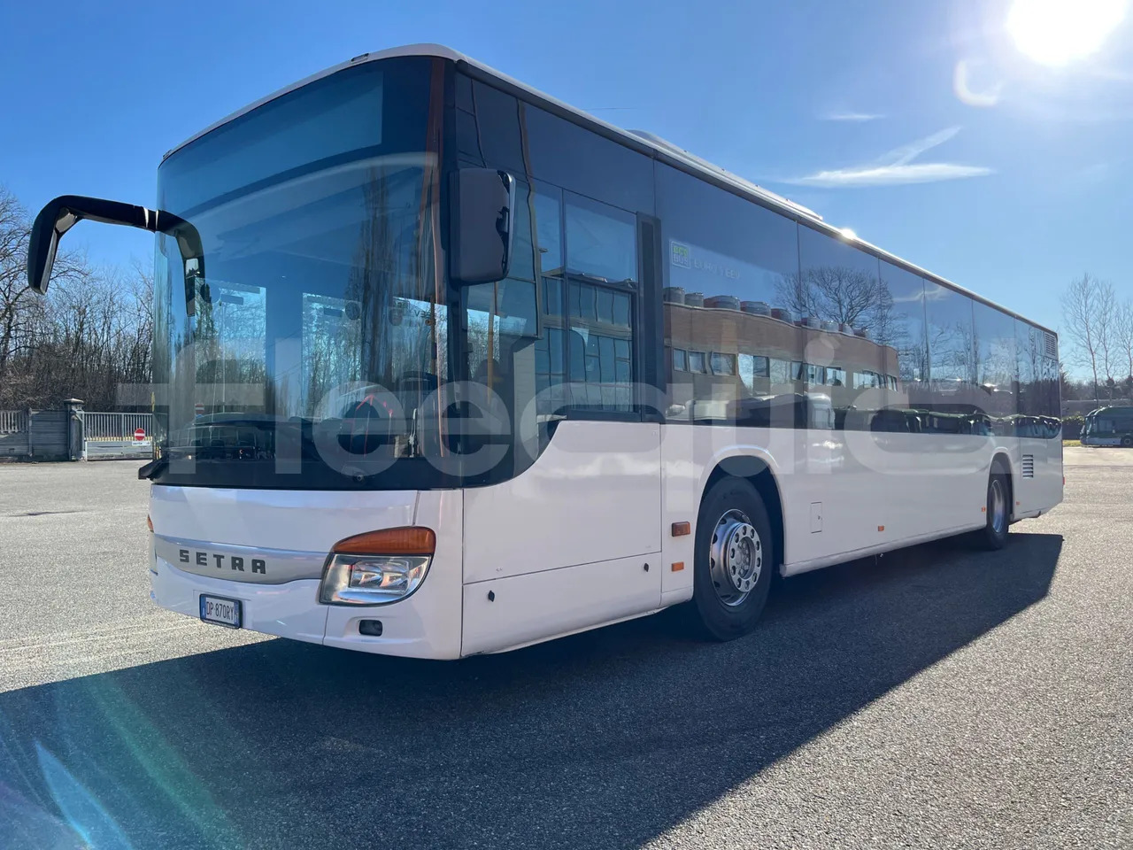 Setra S415 - Προαστιακό λεωφορείο: φωτογραφία 4 Setra S415 - Προαστιακό λεωφορείο: φωτογραφία 4