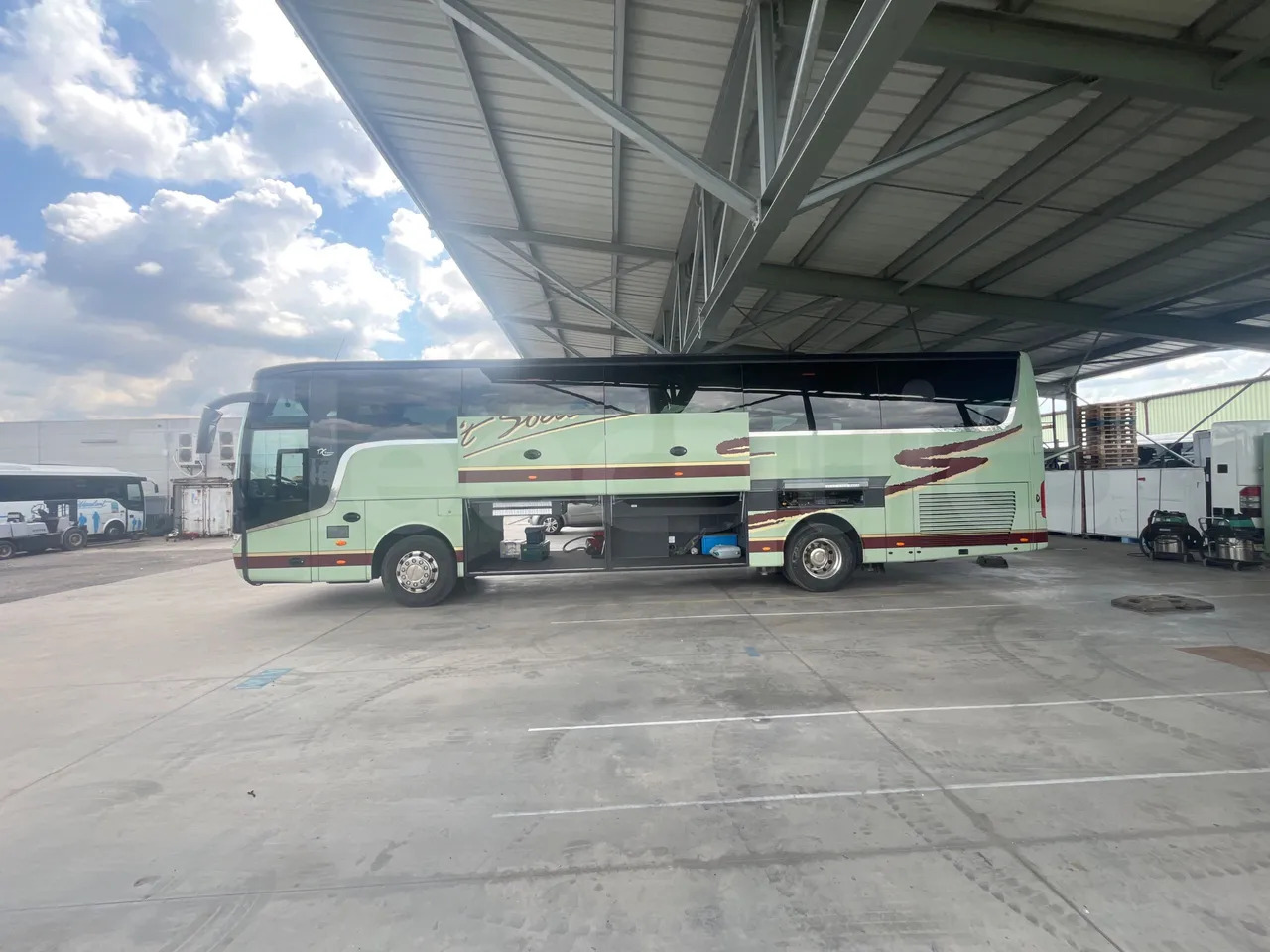 Van Hool Acron - Πούλμαν: φωτογραφία 5 Van Hool Acron - Πούλμαν: φωτογραφία 5