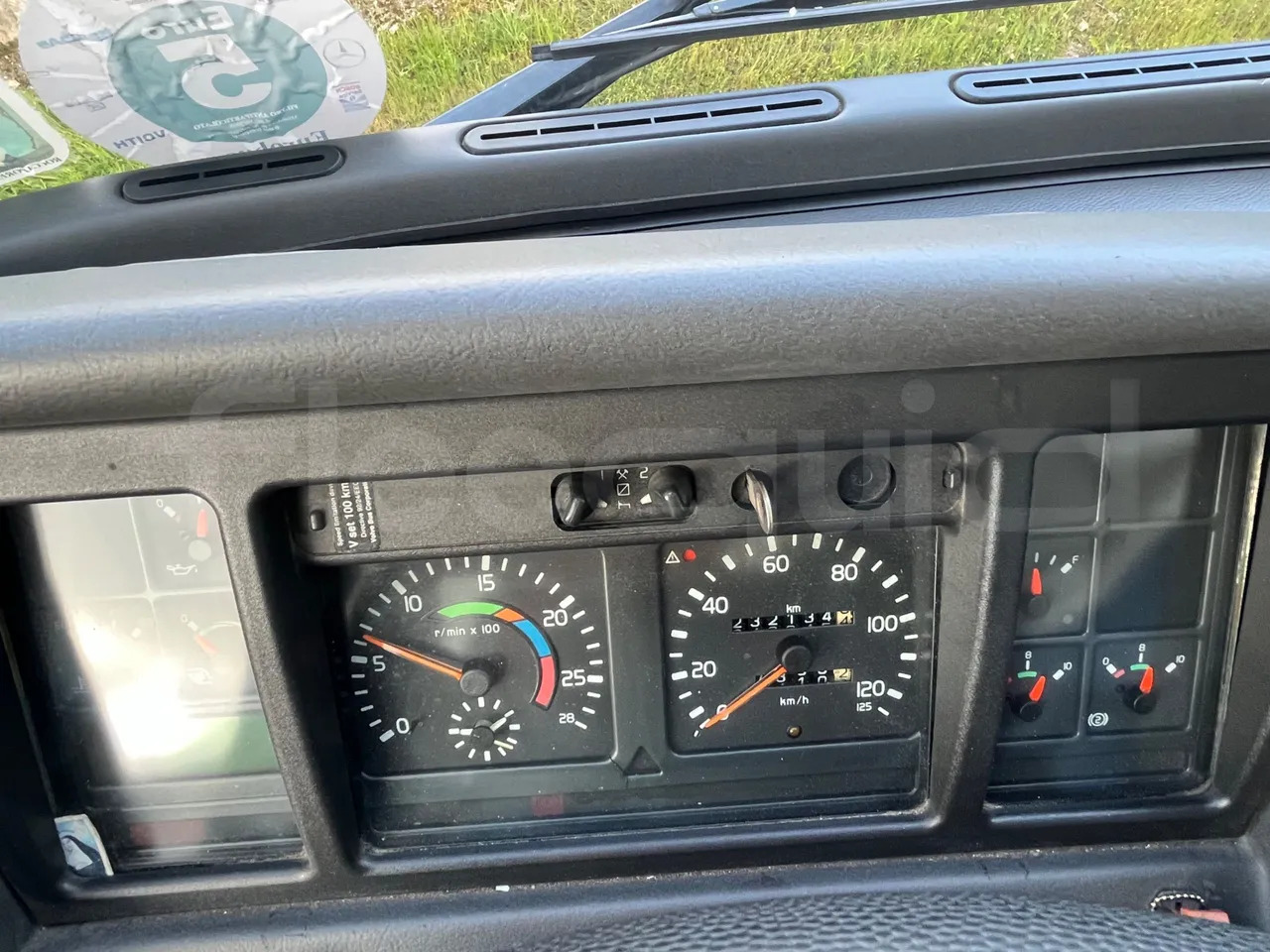 Volvo Barbi Genesis - Πούλμαν: φωτογραφία 3 Volvo Barbi Genesis - Πούλμαν: φωτογραφία 3