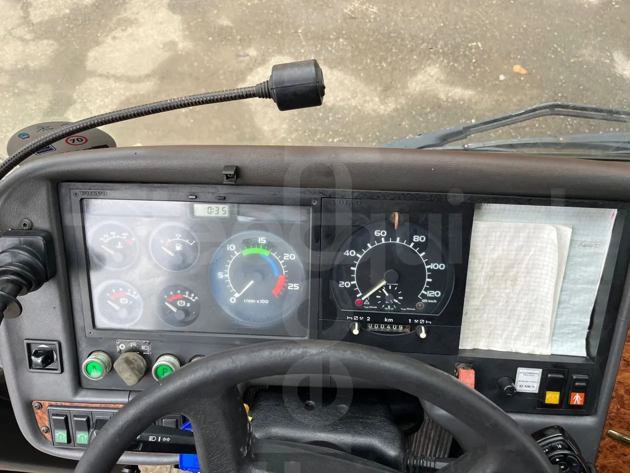 Volvo Barbi Genesis - Πούλμαν: φωτογραφία 3 Volvo Barbi Genesis - Πούλμαν: φωτογραφία 3