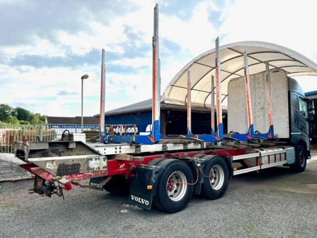 ALUCAR Holzaufbau mit Rungen - Δασικά μηχανήματα: φωτογραφία 1 ALUCAR Holzaufbau mit Rungen - Δασικά μηχανήματα: φωτογραφία 1