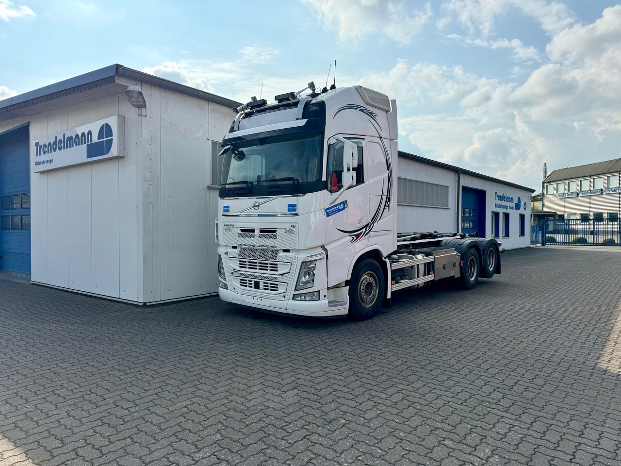 VOLVO Fh-13-540 6x4R - Φορτηγό φόρτωσης γάντζου: φωτογραφία 1 VOLVO Fh-13-540 6x4R - Φορτηγό φόρτωσης γάντζου: φωτογραφία 1