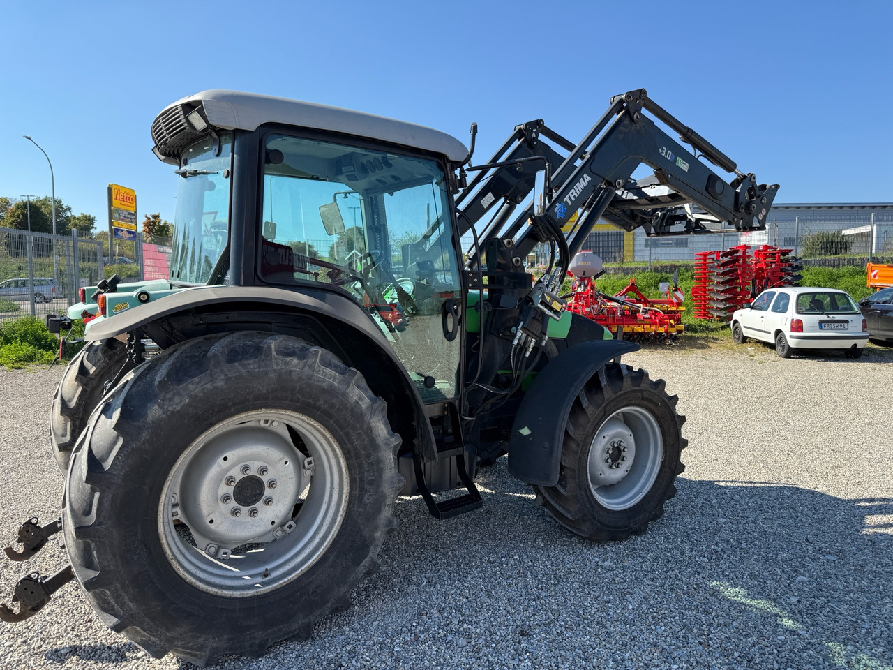 Deutz Agrofarm 410 - Τρακτέρ: φωτογραφία 3 Deutz Agrofarm 410 - Τρακτέρ: φωτογραφία 3