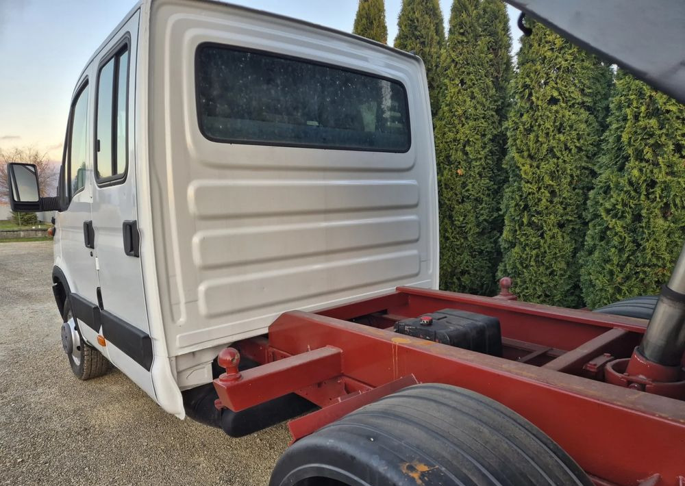 Iveco 35C11 2.8 110KM Zwykła Pompa Brygadówka - Όχημα με ανατρεπομενη καροτσα: φωτογραφία 4 Iveco 35C11 2.8 110KM Zwykła Pompa Brygadówka - Όχημα με ανατρεπομενη καροτσα: φωτογραφία 4