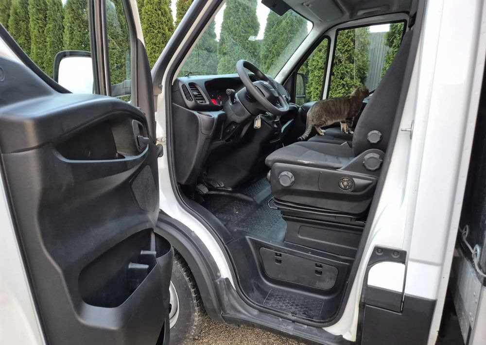 Iveco 35C14 - Μικρό φορτηγό με καρότσα: φωτογραφία 5 Iveco 35C14 - Μικρό φορτηγό με καρότσα: φωτογραφία 5