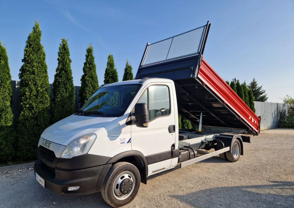 Iveco 35C15 3.0 - Όχημα με ανατρεπομενη καροτσα: φωτογραφία 1 Iveco 35C15 3.0 - Όχημα με ανατρεπομενη καροτσα: φωτογραφία 1