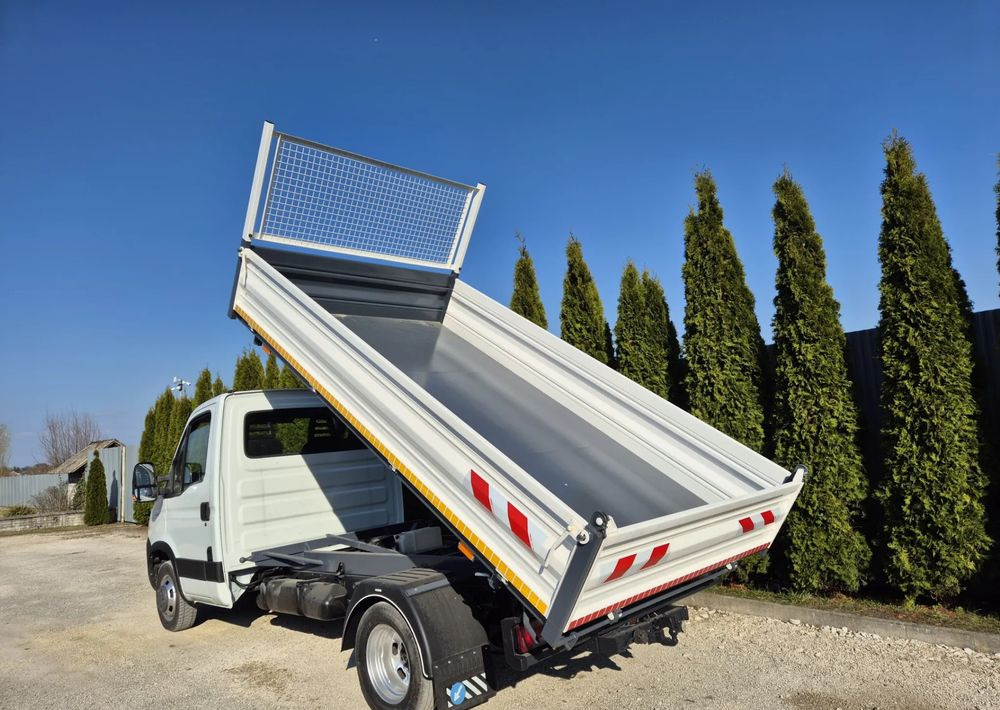 Iveco 35c15 3.0 150KM - Όχημα με ανατρεπομενη καροτσα: φωτογραφία 3 Iveco 35c15 3.0 150KM - Όχημα με ανατρεπομενη καροτσα: φωτογραφία 3