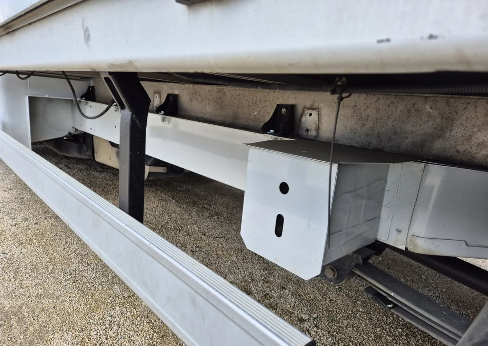 Renault 2.3 Plandeka Burto-Firanka 10 palet - Μικρό φορτηγό με καρότσα: φωτογραφία 4 Renault 2.3 Plandeka Burto-Firanka 10 palet - Μικρό φορτηγό με καρότσα: φωτογραφία 4