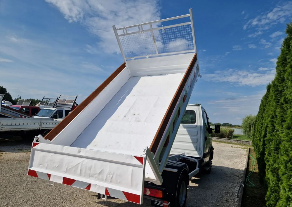 Renault Mascott 3.0 DXI - Όχημα με ανατρεπομενη καροτσα: φωτογραφία 4 Renault Mascott 3.0 DXI - Όχημα με ανατρεπομενη καροτσα: φωτογραφία 4