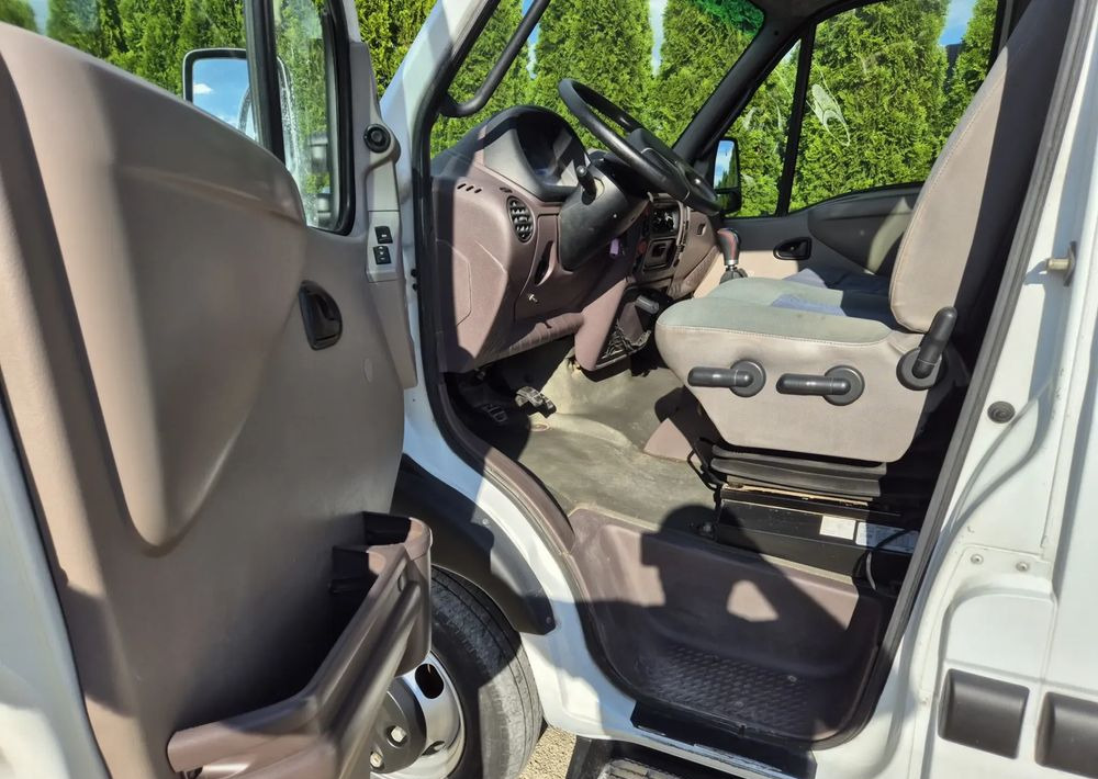Renault Mascott Silnik Iveco 2.8 130KM - Όχημα με ανατρεπομενη καροτσα: φωτογραφία 5 Renault Mascott Silnik Iveco 2.8 130KM - Όχημα με ανατρεπομενη καροτσα: φωτογραφία 5
