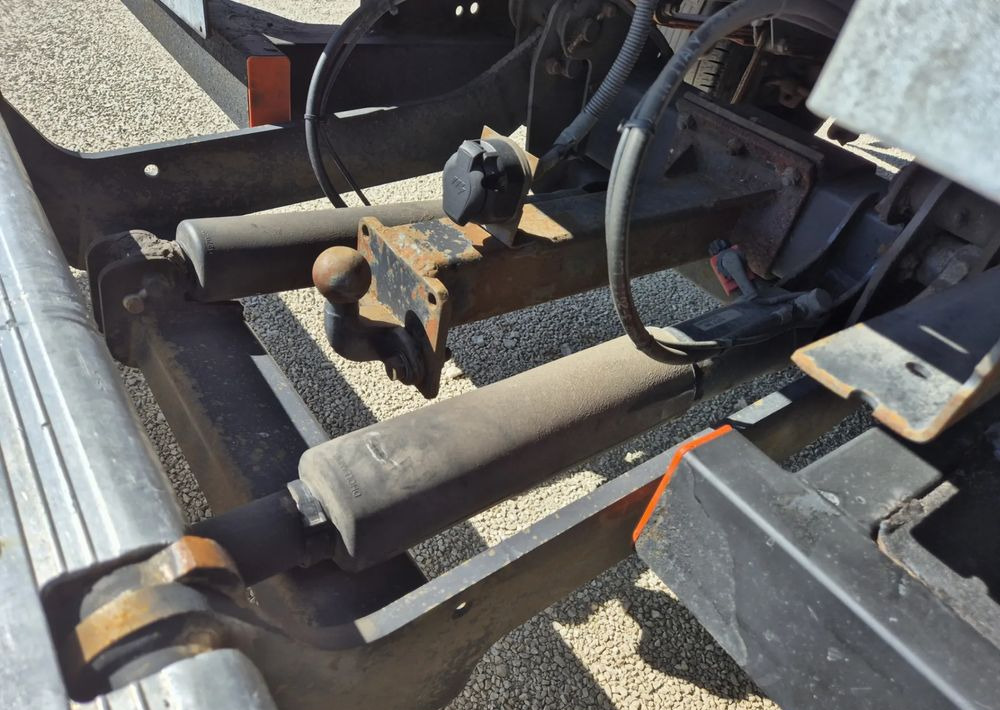 Winda Dhollandia 750kg Iveco 2012 rok, stan idealny! - Υδραυλική πόρτα: φωτογραφία 5 Winda Dhollandia 750kg Iveco 2012 rok, stan idealny! - Υδραυλική πόρτα: φωτογραφία 5