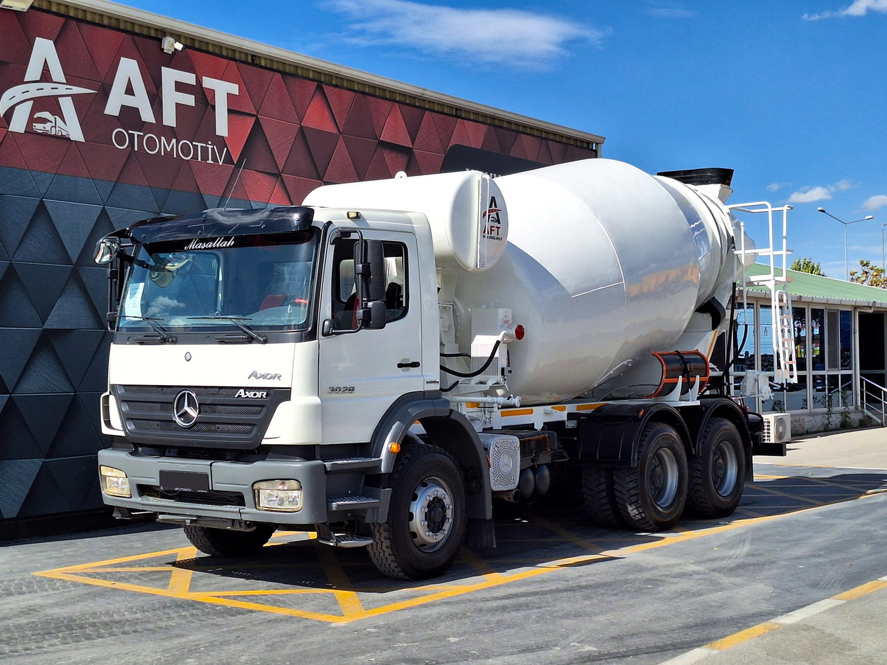 MERCEDES-BENZ AXOR 3028 - Μπετονιέρα φορτηγό: φωτογραφία 1 MERCEDES-BENZ AXOR 3028 - Μπετονιέρα φορτηγό: φωτογραφία 1