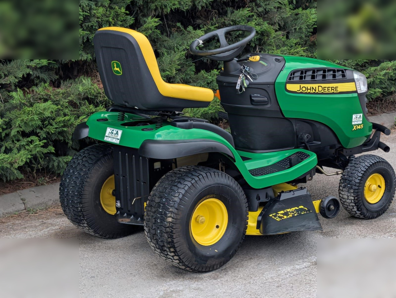 2011 JOHN DEERE X145 - Χλοοκοπτικό: φωτογραφία 5 2011 JOHN DEERE X145 - Χλοοκοπτικό: φωτογραφία 5