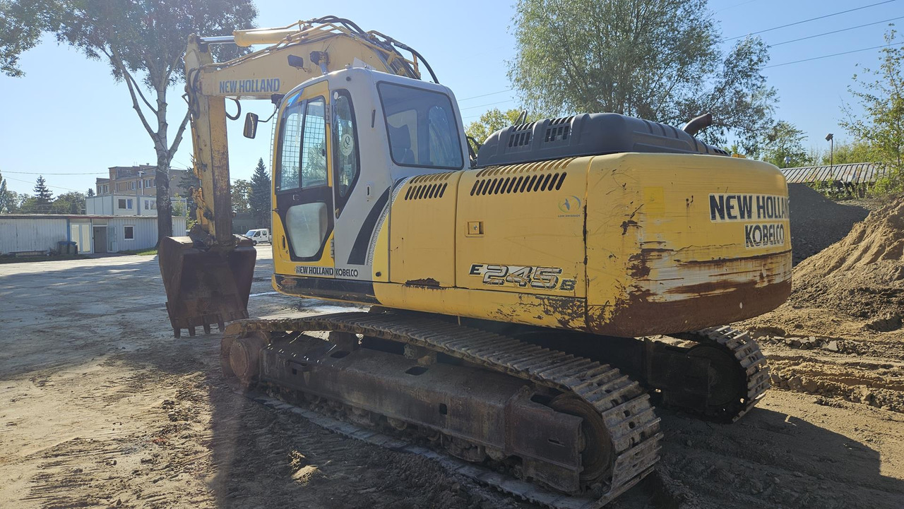 NEW HOLLAND E 245 B - Ερπυστριοφόρος εκσκαφέας: φωτογραφία 5 NEW HOLLAND E 245 B - Ερπυστριοφόρος εκσκαφέας: φωτογραφία 5