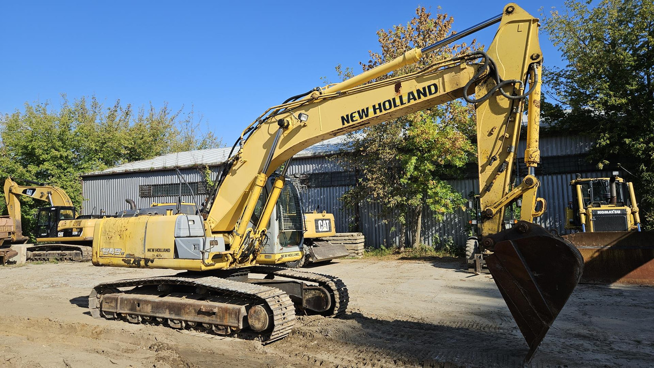 NEW HOLLAND E 245 B - Ερπυστριοφόρος εκσκαφέας: φωτογραφία 4 NEW HOLLAND E 245 B - Ερπυστριοφόρος εκσκαφέας: φωτογραφία 4