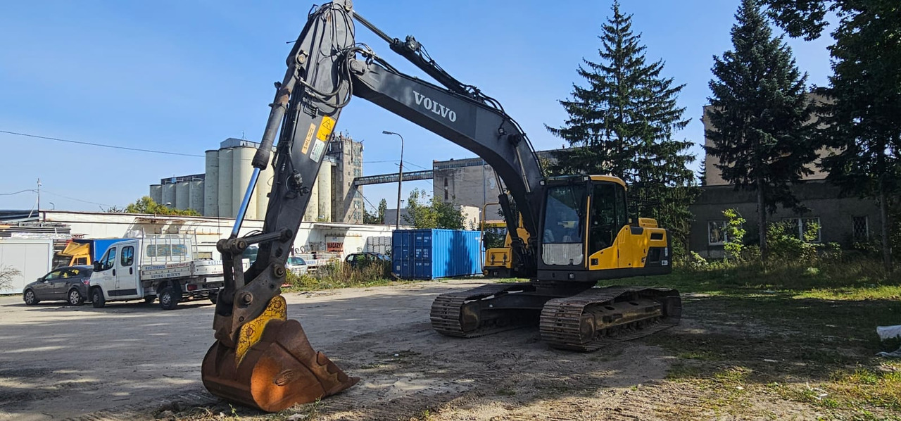 VOLVO EC220DL - Ερπυστριοφόρος εκσκαφέας: φωτογραφία 4 VOLVO EC220DL - Ερπυστριοφόρος εκσκαφέας: φωτογραφία 4