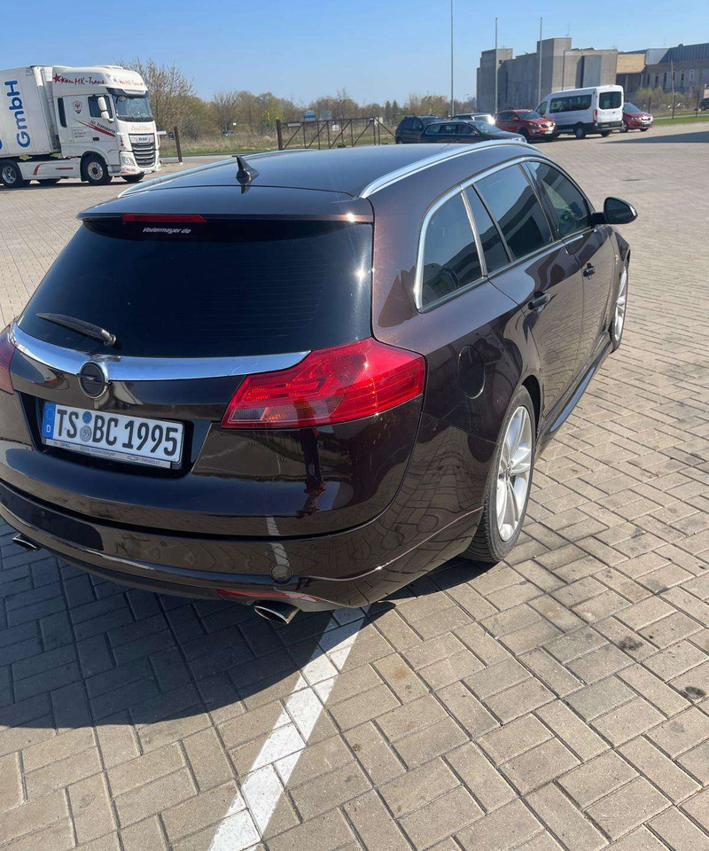 Opel Insignia - Station wagon: φωτογραφία 3 Opel Insignia - Station wagon: φωτογραφία 3