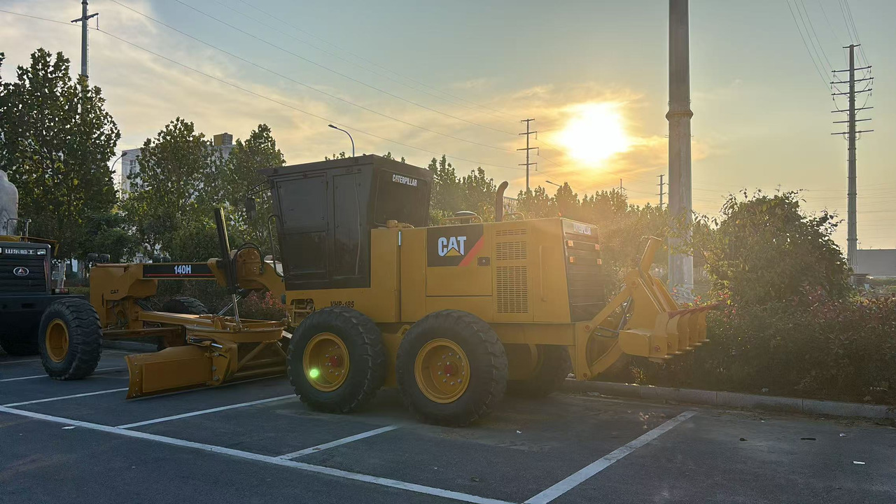 CATERPILLAR 140H - Γκρέιντερ: φωτογραφία 4 CATERPILLAR 140H - Γκρέιντερ: φωτογραφία 4