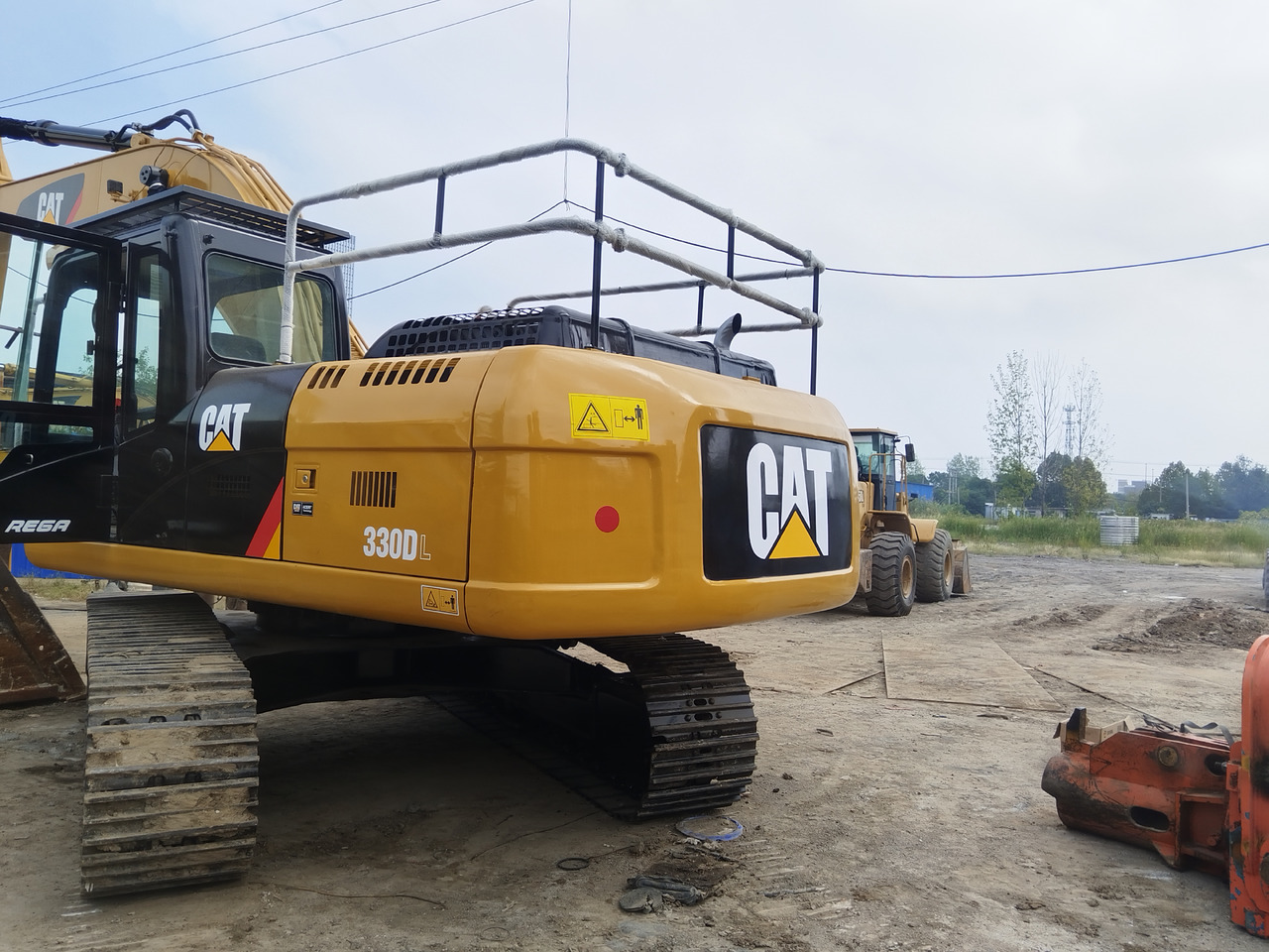 CATERPILLAR 330DL good condition 2024 30 ton excavator for sale - Ερπυστριοφόρος εκσκαφέας: φωτογραφία 4 CATERPILLAR 330DL good condition 2024 30 ton excavator for sale - Ερπυστριοφόρος εκσκαφέας: φωτογραφία 4