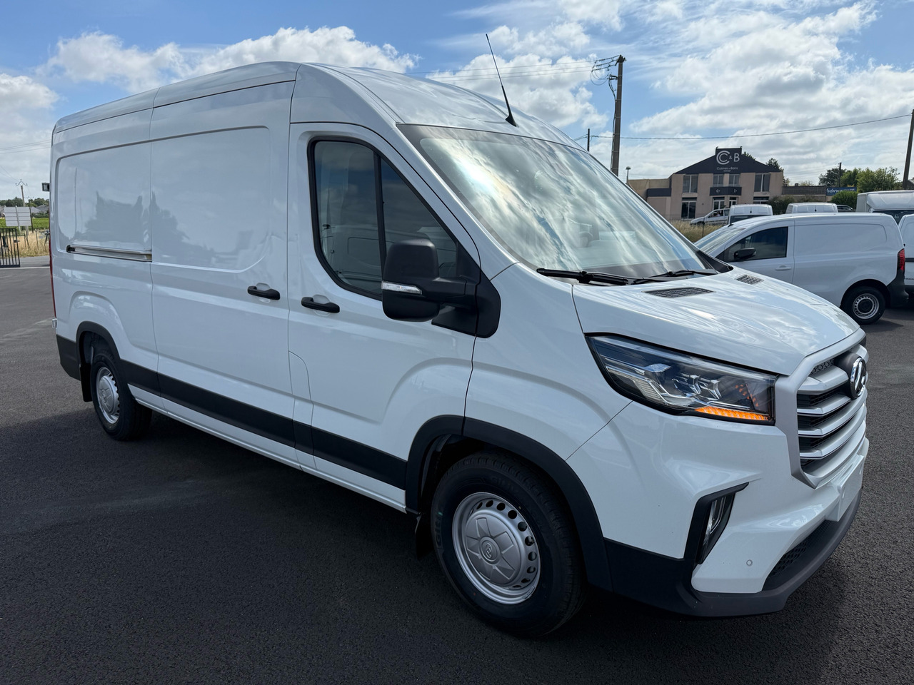 MAXUS DELIVER9 150CH Diesel - Βαν: φωτογραφία 1 MAXUS DELIVER9 150CH Diesel - Βαν: φωτογραφία 1