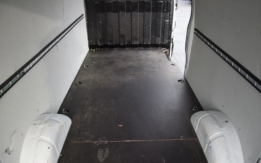 Βαν Iveco DAILY MAXI 35S14 / 2.3 - 140 KM / AUTOMAT HI-MATIC / NOWY MODEL / 3 OSOBY / DOSTAWCZE / BLASZAK / KAMERA COFANIA / TEMPOMAT / KLIMA / 2022 / SERWISOWANY / SPROWADZONY Z NIEMIEC: φωτογραφία 23