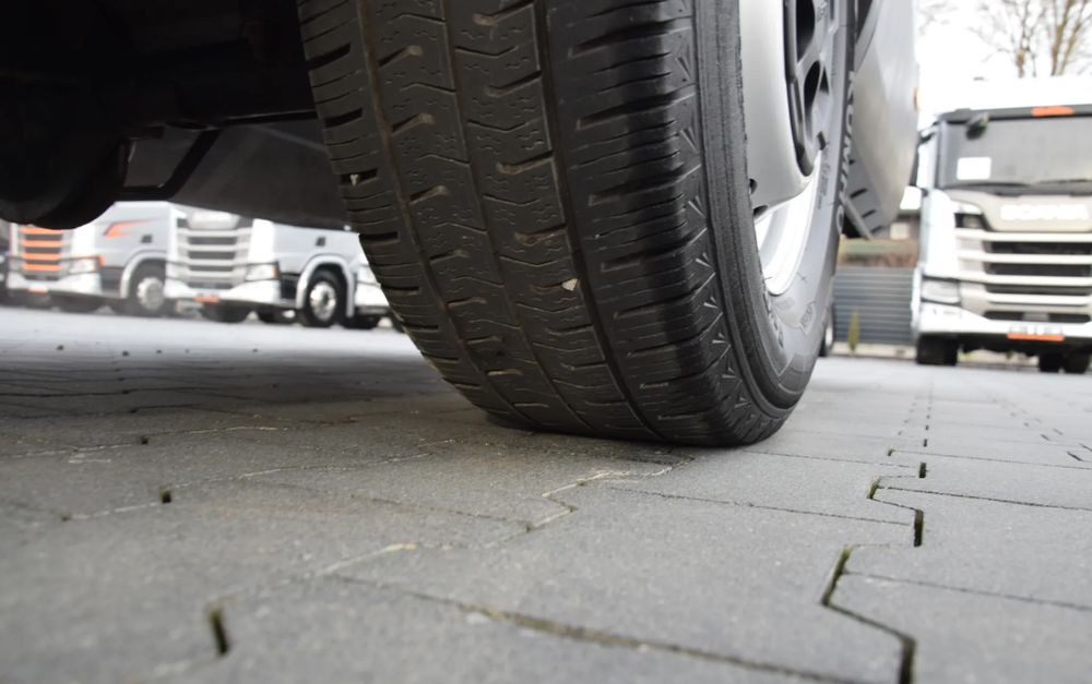 Βαν Iveco DAILY MAXI 35S14 / 2.3 - 140 KM / AUTOMAT HI-MATIC / NOWY MODEL / 3 OSOBY / DOSTAWCZE / BLASZAK / KAMERA COFANIA / TEMPOMAT / KLIMA / 2022 / SERWISOWANY / SPROWADZONY Z NIEMIEC: φωτογραφία 17