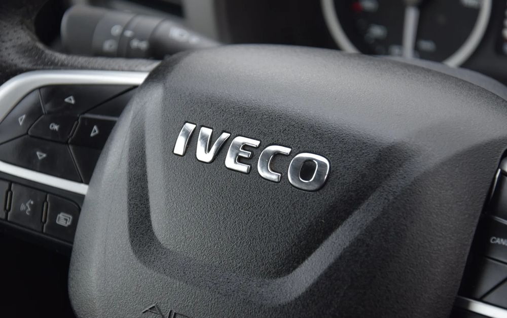 Βαν Iveco DAILY MAXI 35S14 / 2.3 - 140 KM / AUTOMAT HI-MATIC / NOWY MODEL / 3 OSOBY / DOSTAWCZE / BLASZAK / KAMERA COFANIA / TEMPOMAT / KLIMA / 2022 / SERWISOWANY / SPROWADZONY Z NIEMIEC: φωτογραφία 31