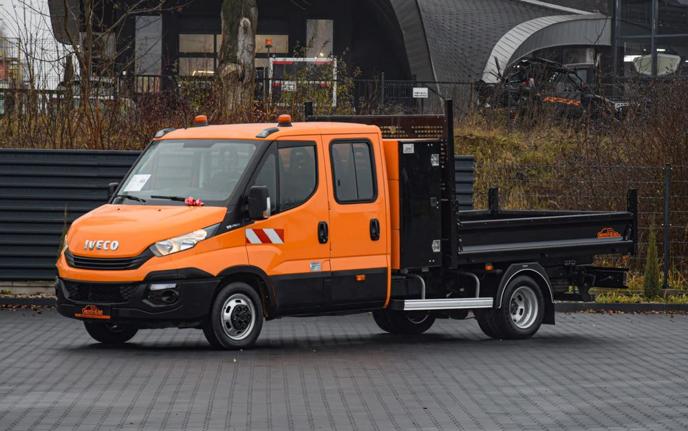 Iveco Daily - Μικρό λεωφορείο, Επιβατικό βαν: φωτογραφία 1 Iveco Daily - Μικρό λεωφορείο, Επιβατικό βαν: φωτογραφία 1