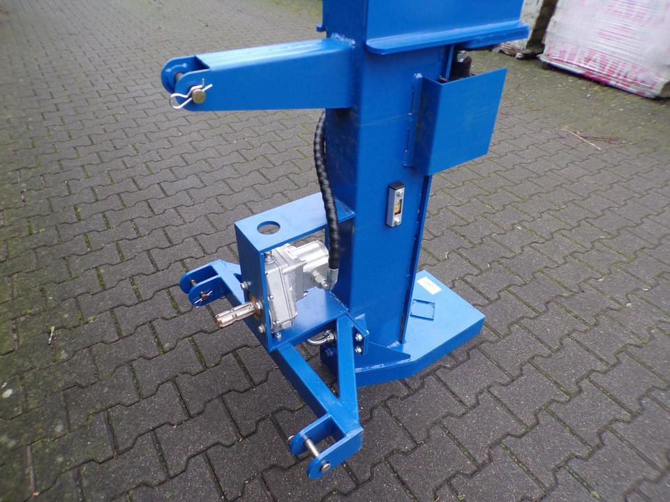 Holzspalter 22 Tonnen für Kleintraktor - Σχιστικό ξύλων: φωτογραφία 3 Holzspalter 22 Tonnen für Kleintraktor - Σχιστικό ξύλων: φωτογραφία 3