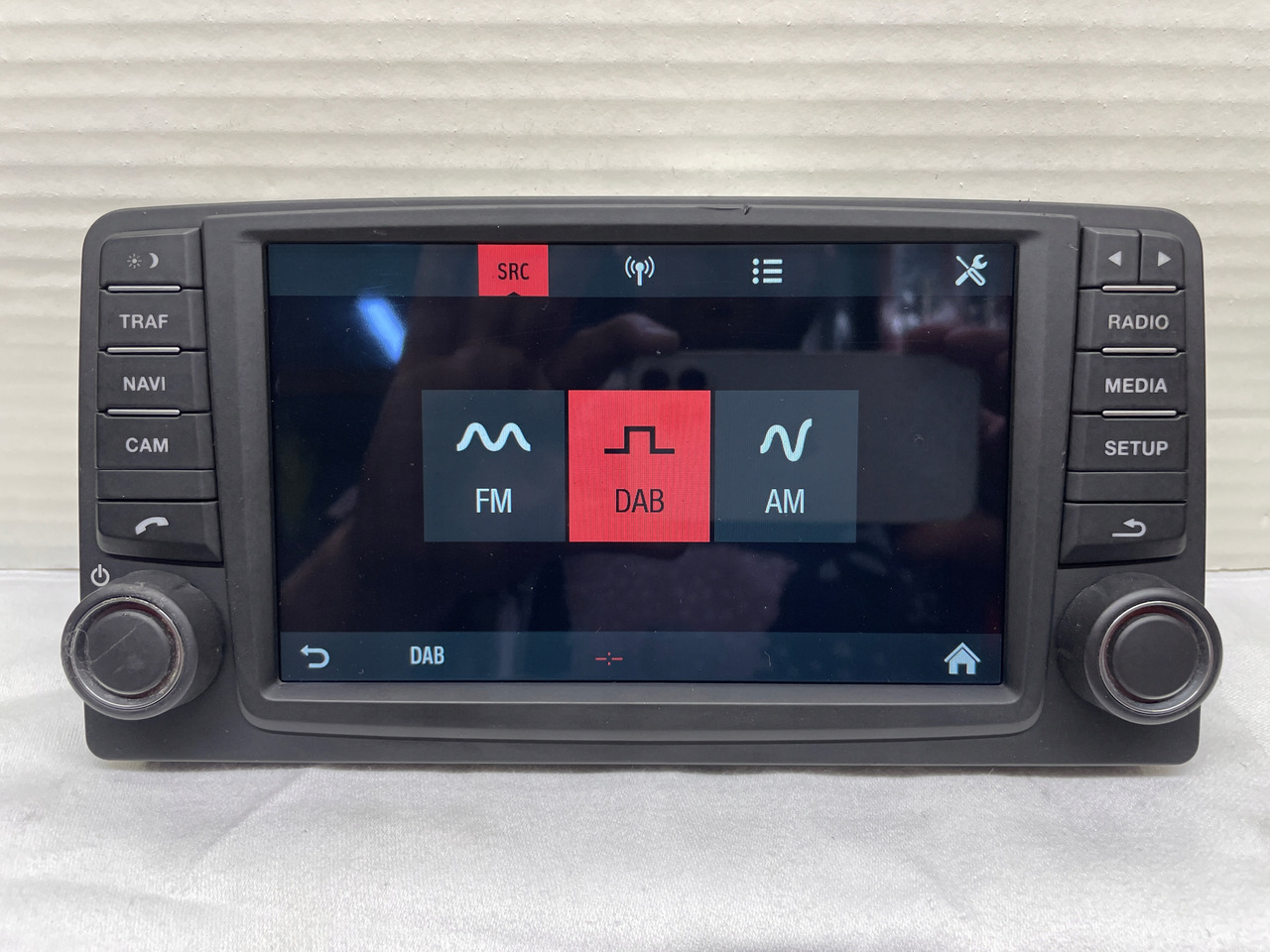 RADIO NAWIGACJA MAN TGS TGX EURO 6 81281006043 WYMIENIONY WYŚWIETLACZ - Σύστημα πλοήγησης για Φορτηγό: φωτογραφία 1 RADIO NAWIGACJA MAN TGS TGX EURO 6 81281006043 WYMIENIONY WYŚWIETLACZ - Σύστημα πλοήγησης για Φορτηγό: φωτογραφία 1