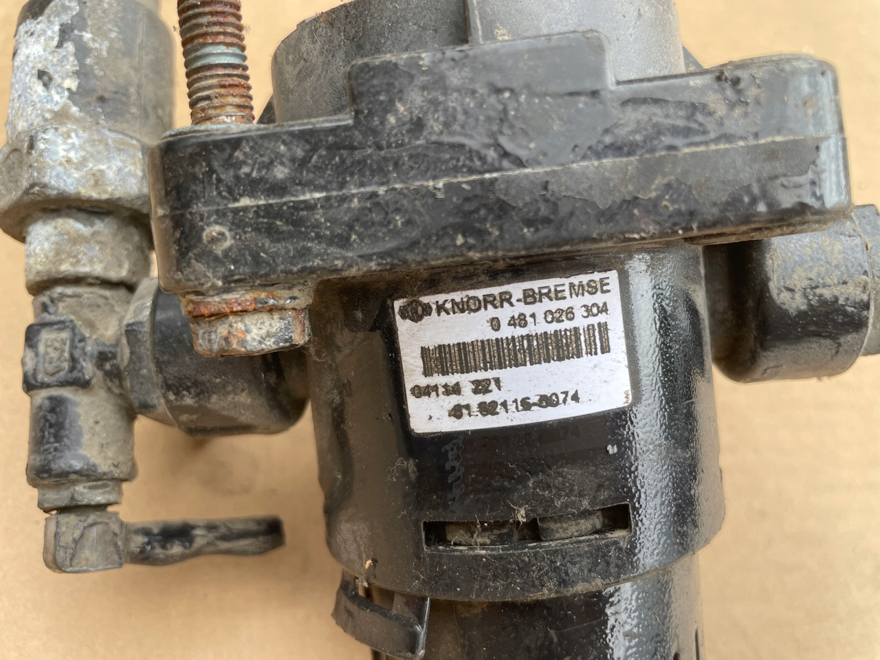 ZAWÓR HAMULCA RĘCZNEGO WABCO MAN TGX TGA TGS 81521166075 - Βαλβίδα φρένων για Φορτηγό: φωτογραφία 3 ZAWÓR HAMULCA RĘCZNEGO WABCO MAN TGX TGA TGS 81521166075 - Βαλβίδα φρένων για Φορτηγό: φωτογραφία 3