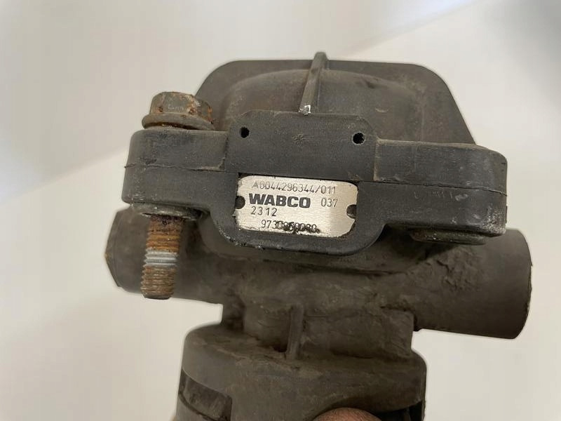 ZAWÓR NACZEPY MERCEDES ACTROS MP 4 MP4 A0044296344 - Βαλβίδα φρένων για Φορτηγό: φωτογραφία 3 ZAWÓR NACZEPY MERCEDES ACTROS MP 4 MP4 A0044296344 - Βαλβίδα φρένων για Φορτηγό: φωτογραφία 3