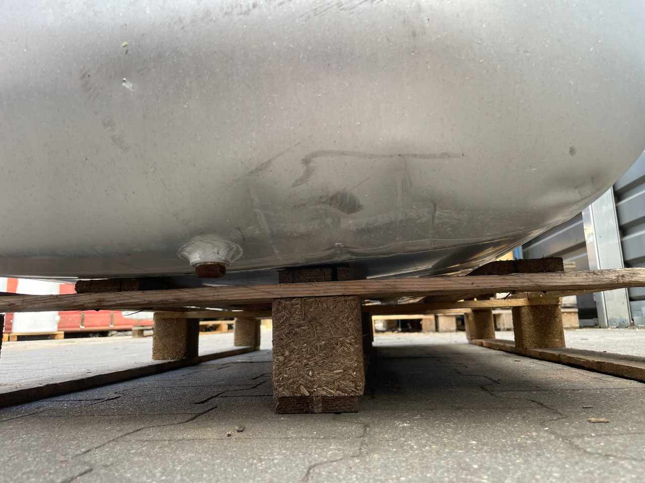 ZBIORNIK PALIWA MERCEDES ACTROS 595 L 40 A9344700601 - Ρεζερβουάρ καυσίμου για Φορτηγό: φωτογραφία 5 ZBIORNIK PALIWA MERCEDES ACTROS 595 L 40 A9344700601 - Ρεζερβουάρ καυσίμου για Φορτηγό: φωτογραφία 5