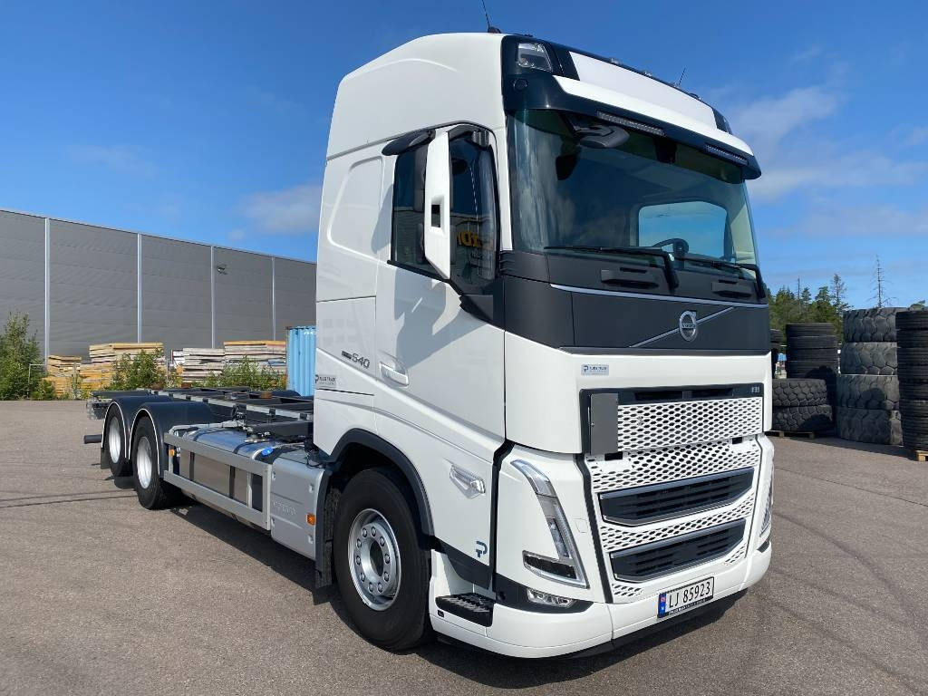 Volvo FH 540 - Φορτηγό μεταφοράς εμπορευματοκιβωτίων/ Κινητό αμάξωμα: φωτογραφία 1 Volvo FH 540 - Φορτηγό μεταφοράς εμπορευματοκιβωτίων/ Κινητό αμάξωμα: φωτογραφία 1