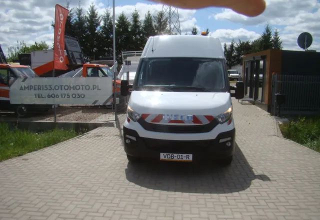 Iveco DAILY 35 S 16 REJESTRACJA NA 6-OSÓB SUPER NA KAMPERA - Βαν: φωτογραφία 3 Iveco DAILY 35 S 16 REJESTRACJA NA 6-OSÓB SUPER NA KAMPERA - Βαν: φωτογραφία 3