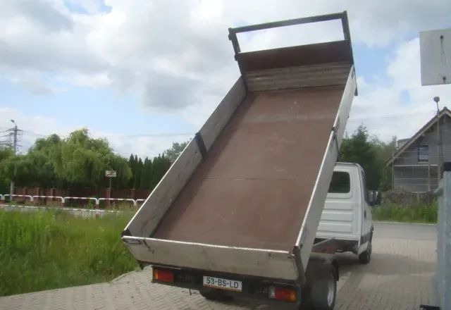 Iveco DAILY 40 C 12 WYWROTKA 3.5T 4.20M KLIMA - Όχημα με ανατρεπομενη καροτσα: φωτογραφία 3 Iveco DAILY 40 C 12 WYWROTKA 3.5T 4.20M KLIMA - Όχημα με ανατρεπομενη καροτσα: φωτογραφία 3