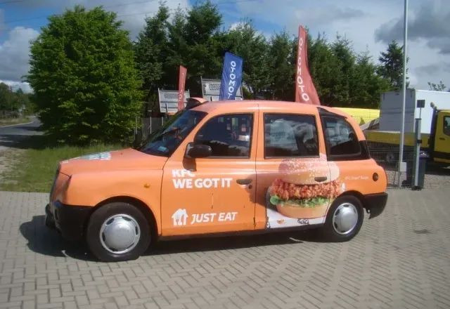 LTI Inny - Λιμουζίνα/ Sedan: φωτογραφία 2 LTI Inny - Λιμουζίνα/ Sedan: φωτογραφία 2