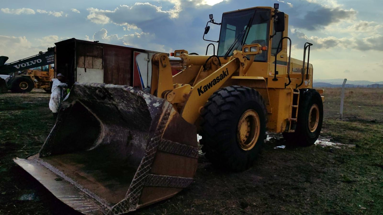 KAWASAKI 80ZV - Ελαστιχοφόρος φορτωτής: φωτογραφία 5 KAWASAKI 80ZV - Ελαστιχοφόρος φορτωτής: φωτογραφία 5