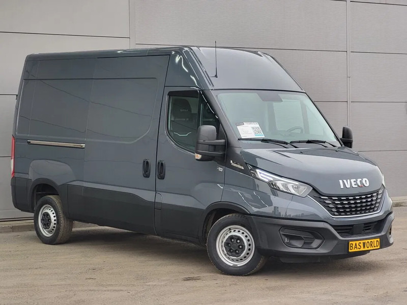Iveco Daily 35S18 - Βαν, Διπλοκάμπινο ελαφρύ επαγγελματικό: φωτογραφία 3 Iveco Daily 35S18 - Βαν, Διπλοκάμπινο ελαφρύ επαγγελματικό: φωτογραφία 3